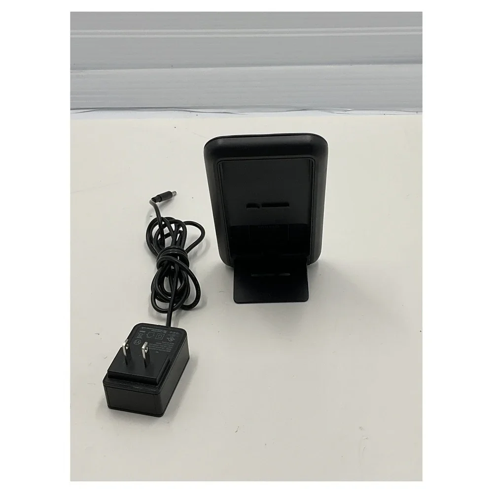 Nomad Wireless Phone Charger Model‎ NM300K00 Black